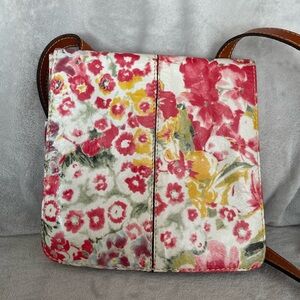 35. Patricia Nash crossbody